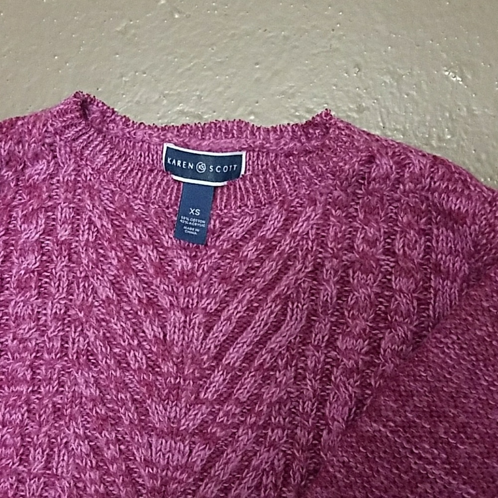 Sweater - Picture 4 of 5